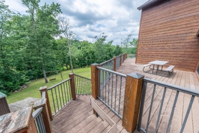 Stunning Lakefront Manor with 3 Large Bedroom Suites! - photo 38