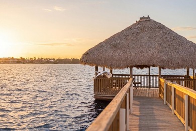 Immaculately maintained + bright, this airy 2/2 waterfront villa - photo 31