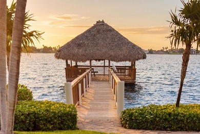 Immaculately maintained + bright, this airy 2/2 waterfront villa - photo 34