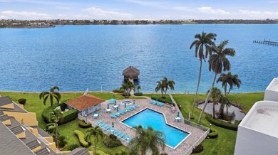 Immaculately maintained + bright, this airy 2/2 waterfront villa - photo 44