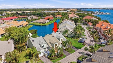 Immaculately maintained + bright, this airy 2/2 waterfront villa - photo 60