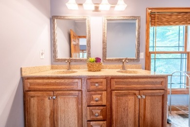 Stunning Lakefront Manor with 3 Large Bedroom Suites! - photo 20