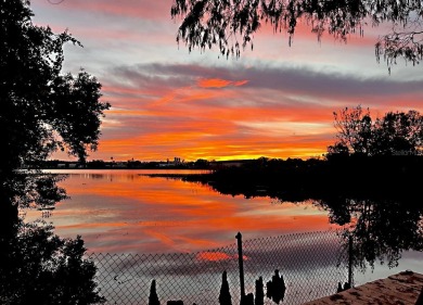 Lake Home Sale Pending in Winter Haven, Florida