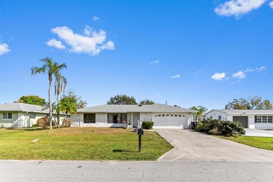 St. Lucie River Home For Sale in Port Saint Lucie Florida