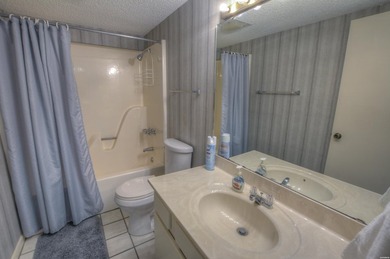 Rare Lakefront Opportunity: Nostalgic End-Unit at The Landing - - photo 18