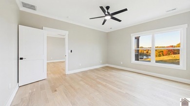 Welcome to your serene waterfront oasis at 376 Moon Bay Dr, a - photo 21