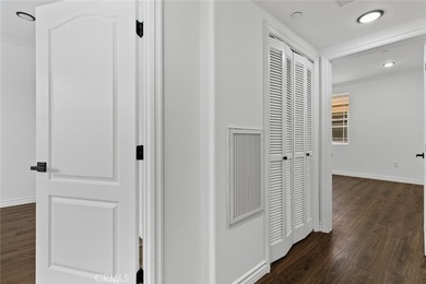 Prime location in Glendale! Beautiful and spacious TownHouse - photo 28