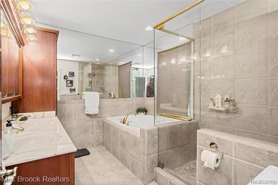 Beautifully updated 3-bedroom, 3 full bath ranch situated on a - photo 44