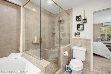 Beautifully updated 3-bedroom, 3 full bath ranch situated on a - photo 45