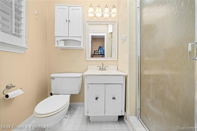 Beautifully updated 3-bedroom, 3 full bath ranch situated on a - photo 49