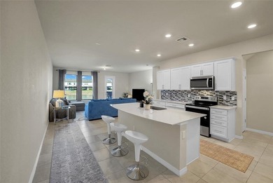 (private lake, pond, coastal) Townhome/Townhouse For Sale in Oakland Park Florida