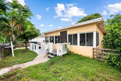 Discover this charming 3-bedroom, 1-bathroom single-family - photo 1