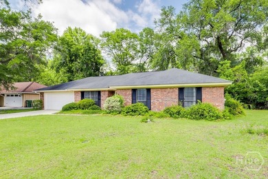 **All-brick home situated near a cul-de-sac on a generous - photo 3