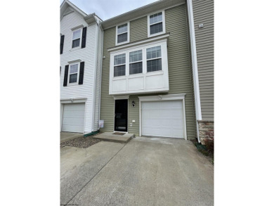 Lake Townhome/Townhouse For Sale in Morgantown, West Virginia