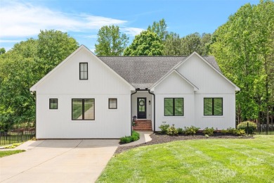 Lake Home For Sale in Mooresville, North Carolina