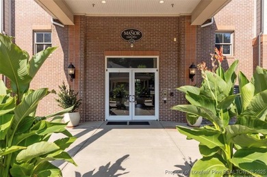 *Exceptional luxury condominium located in the heart of downtown