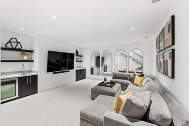 Exclusive Private Beach Access. Ocean Views and seamless - photo 19
