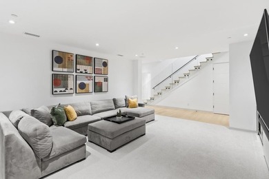 Exclusive Private Beach Access. Ocean Views and seamless - photo 20