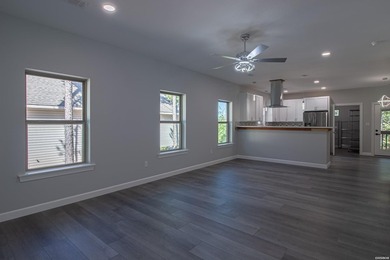EXCELLENT INVESTOR PURCHASE OPPORTUNITY! TENANT OCCUPIED - NO - photo 2