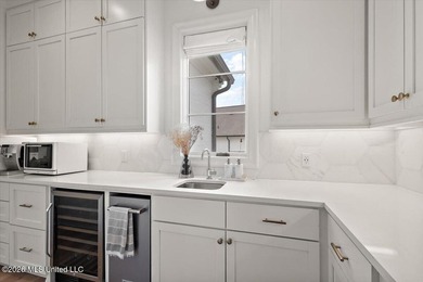 Stunning home with scenic views of 18th hole on Reunion's - photo 31