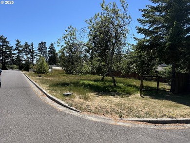 Siuslaw River Lot For Sale in Florence Oregon