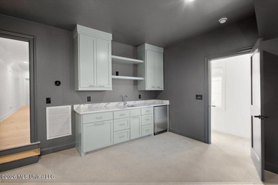 Stunning home with scenic views of 18th hole on Reunion's - photo 41