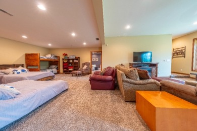 Stunning Lakefront Manor with 3 Large Bedroom Suites! - photo 25