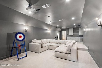 Stunning home with scenic views of 18th hole on Reunion's - photo 43
