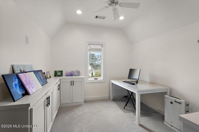 Stunning home with scenic views of 18th hole on Reunion's - photo 44