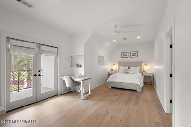 Stunning home with scenic views of 18th hole on Reunion's - photo 47