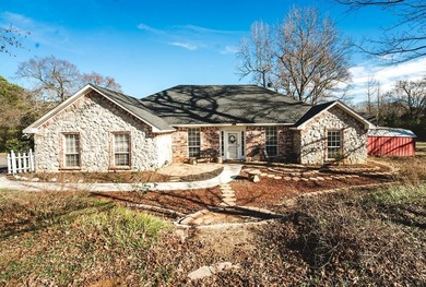 (private lake, pond, coastal) Home For Sale in Lindale Texas