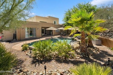 Experience quiet luxury and unparalleled space in this custom - photo 4