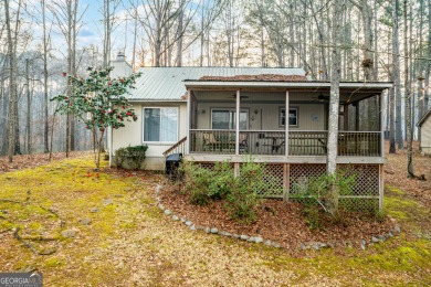 Welcome to the Crooked Creek Cottage! This home is your perfect - Lake Home Sale Pending in Eatonton, Georgia