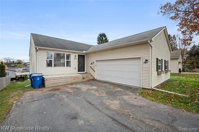 Lake Home For Sale in Waterford, Michigan