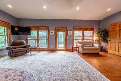 Stunning Lakefront Manor with 3 Large Bedroom Suites! - photo 19