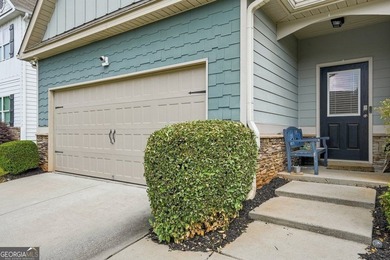 Welcome to this beautiful home located in the prestigious Mirror - photo 5