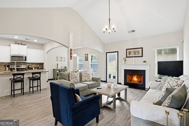 Welcome to this beautiful home located in the prestigious Mirror - photo 10