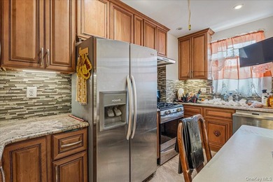 Welcome to 333 E 26th Street, Brooklyn - a large 2-family - photo 4