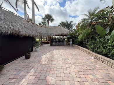 Enjoy sweeping panoramic views from this exceptional 3,031 sq ft - photo 4