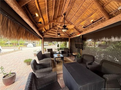 Enjoy sweeping panoramic views from this exceptional 3,031 sq ft - photo 5