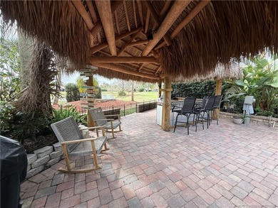 Enjoy sweeping panoramic views from this exceptional 3,031 sq ft - photo 9