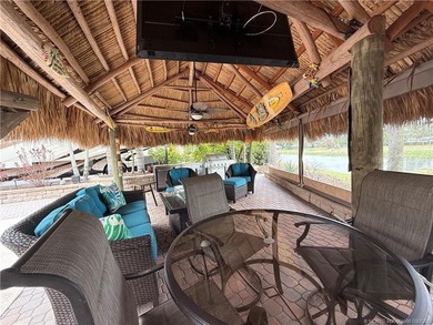 Gorgeous RV lot located in a gated, luxury Class A-only - photo 8