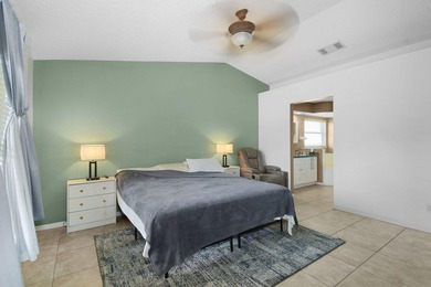 Welcome to this beautifully maintained pool home offering 1,639 - photo 13
