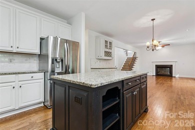A GEM in the heart of the highly sought-after golf course - photo 18