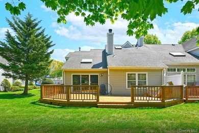 WELCOME TO THIS STUNNING AND SPACIOUS END UNIT TOWNHOUSE - photo 22