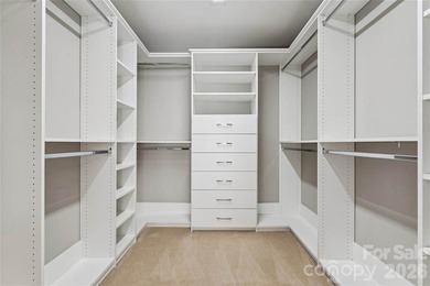 A GEM in the heart of the highly sought-after golf course - photo 31