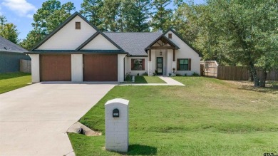 Lake Palestine Home For Sale in Flint Texas