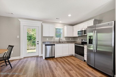 Discover the perfect blend of privacy and low-maintenance living - photo 6