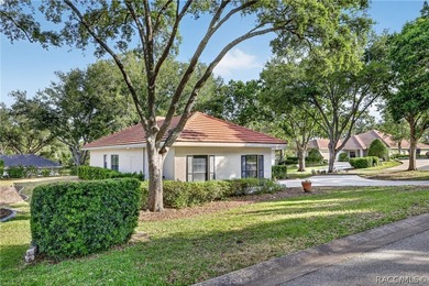 description: Beneath the shade of grand oaks, this updated 3-bed - photo 2