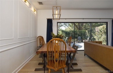 description: Beneath the shade of grand oaks, this updated 3-bed - photo 10